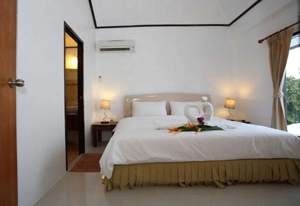 Samed Cliff Resort