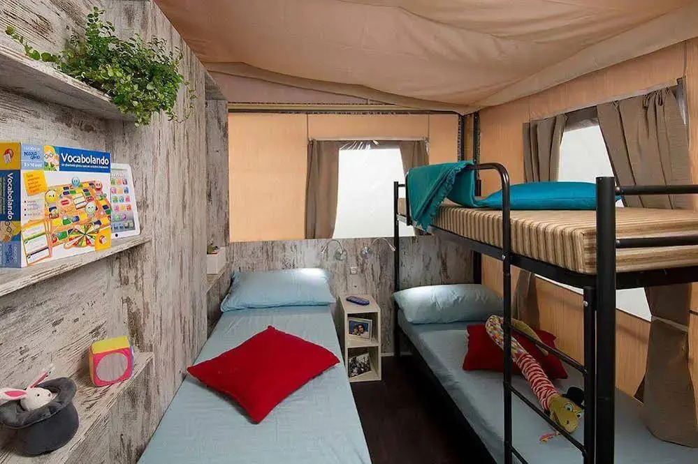 Pet Family Camping Cortina