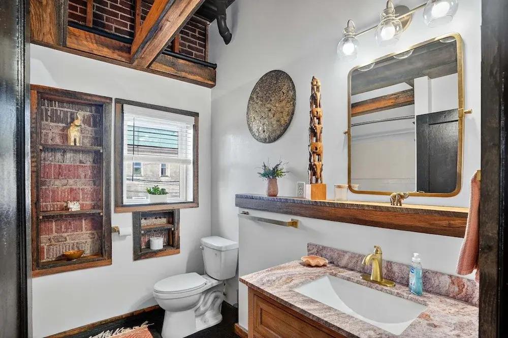 Mid Century Escape, Columbia House Unit C 1 Bedroom Apts