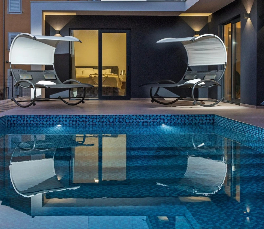 New Modern Villa Luce