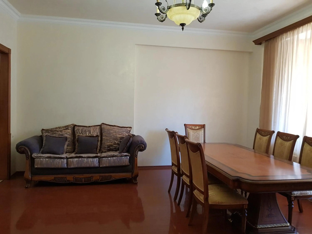 Northern Avenue 2 bedroom Deluxe apartment with Balcony HH644