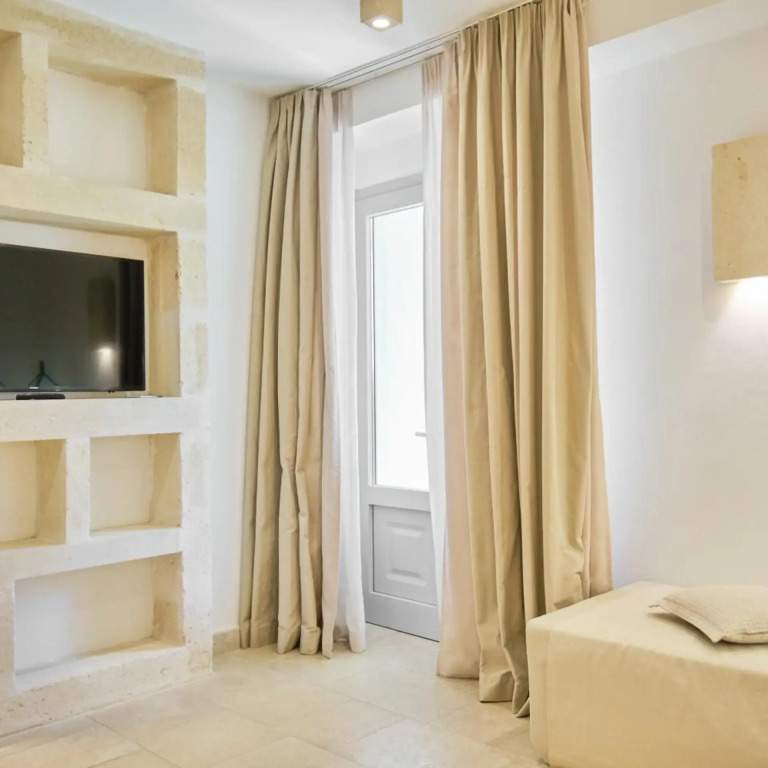 HOTEL BARONE DI MARE