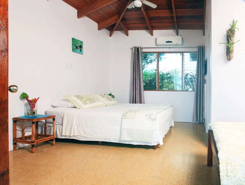 Hotel Ocean Breeze
