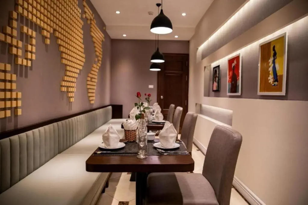 Hanoi Lakeside Premium Hotel & Travel