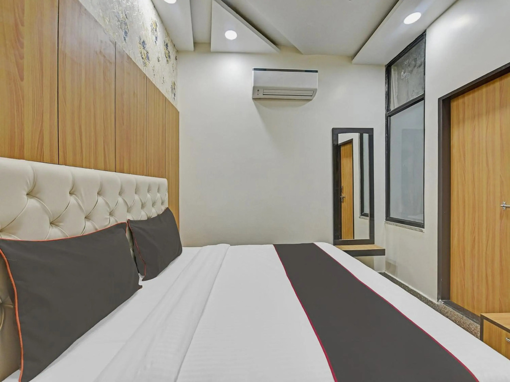 Collection O 86478 Hotel Greenleaf