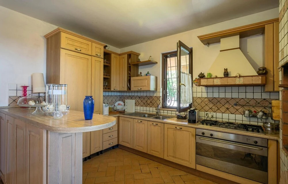 Nice Home in Bassano Romano With 4 Bedrooms, Outdoor Swimming Pool and Swimming Pool