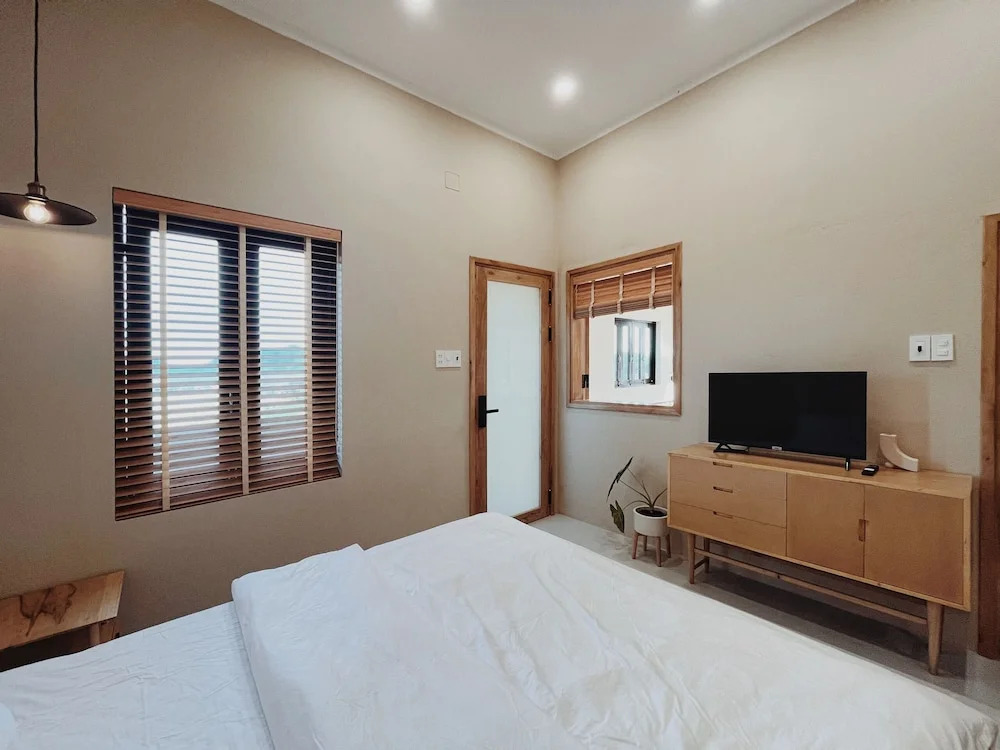 XOM House Biển Hồ