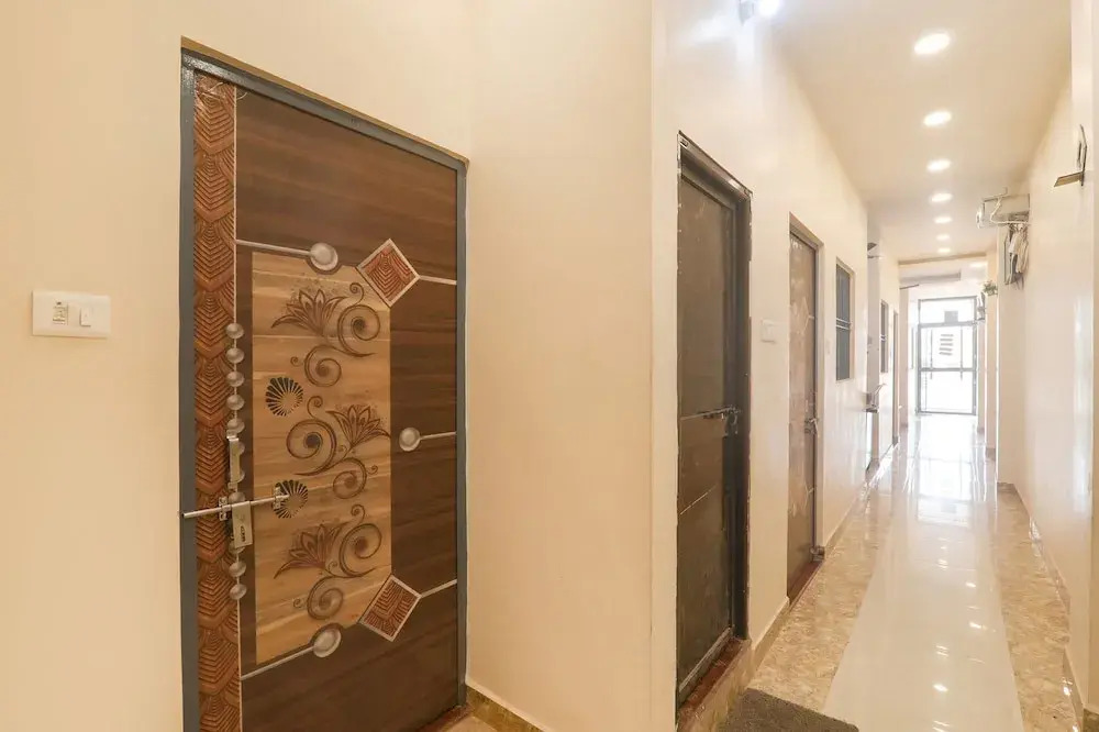 Fabhotel Rk Palace