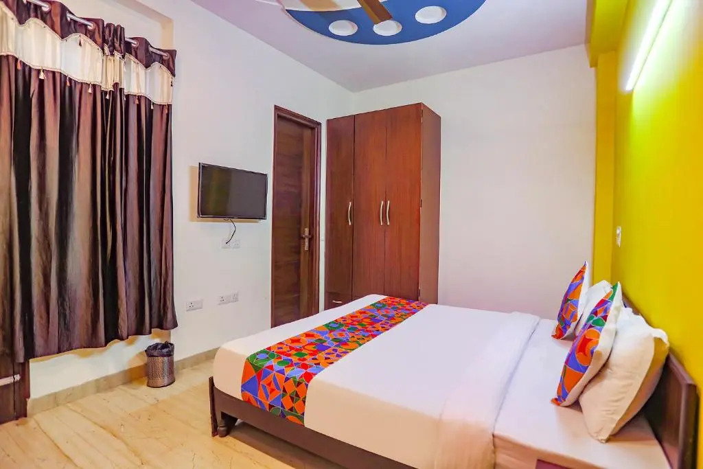 Fabexpress Maya Regency