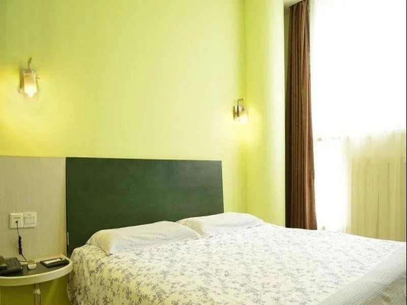 Motel 168 Qingdao Hua Yang Road Inn