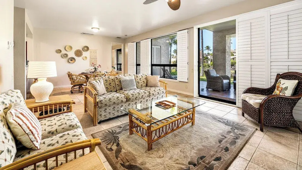 Spacious Hawaiian Unit w/ Lagoon View - AC & Wifi - Vrkcv