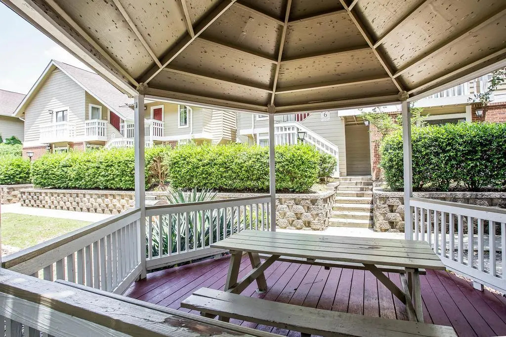 Cloverleaf Suites Columbia