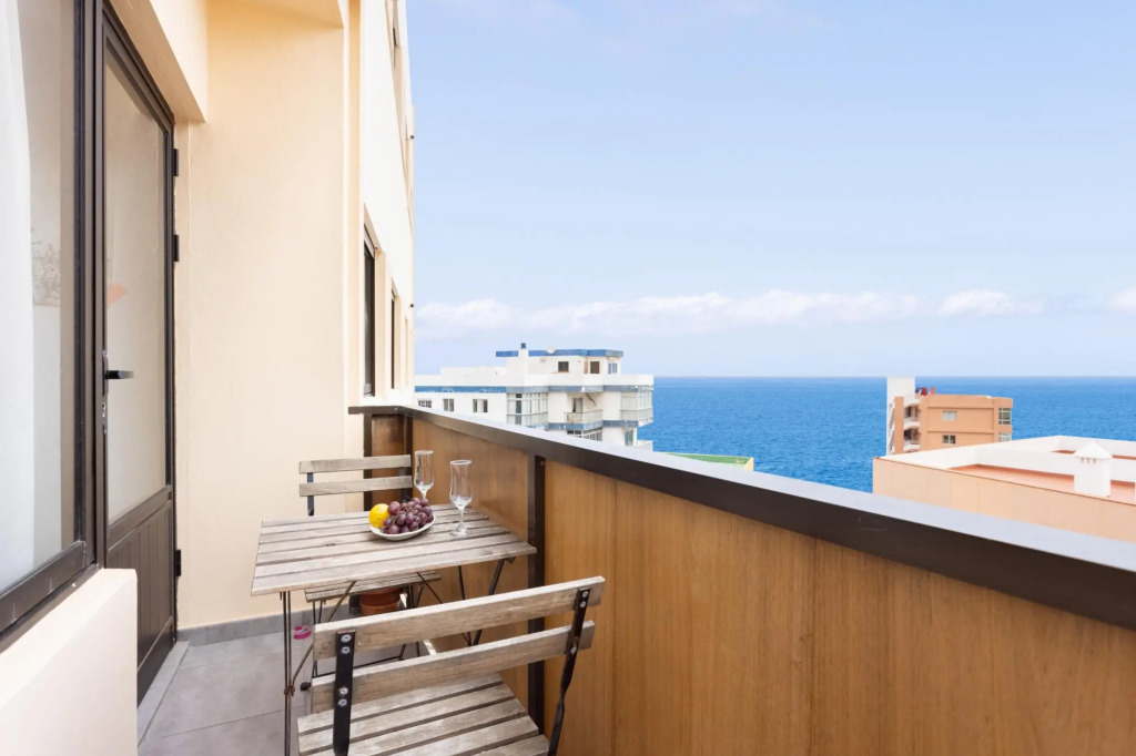 Home2Book Charming Apartment Bajamar