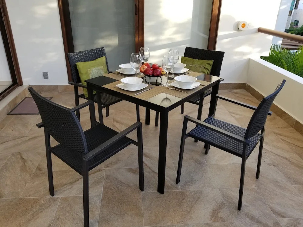 Charming 2 bedroom Apartment within Bahia Principe Resort