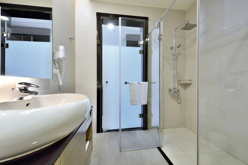 Shinkansen Grand Hotel