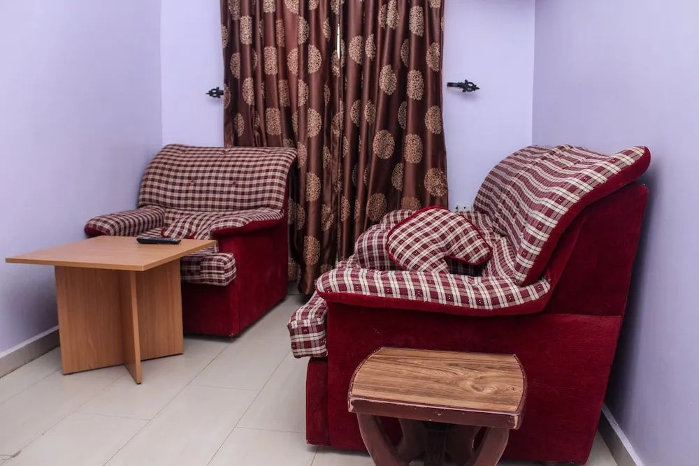 Serob Hotels