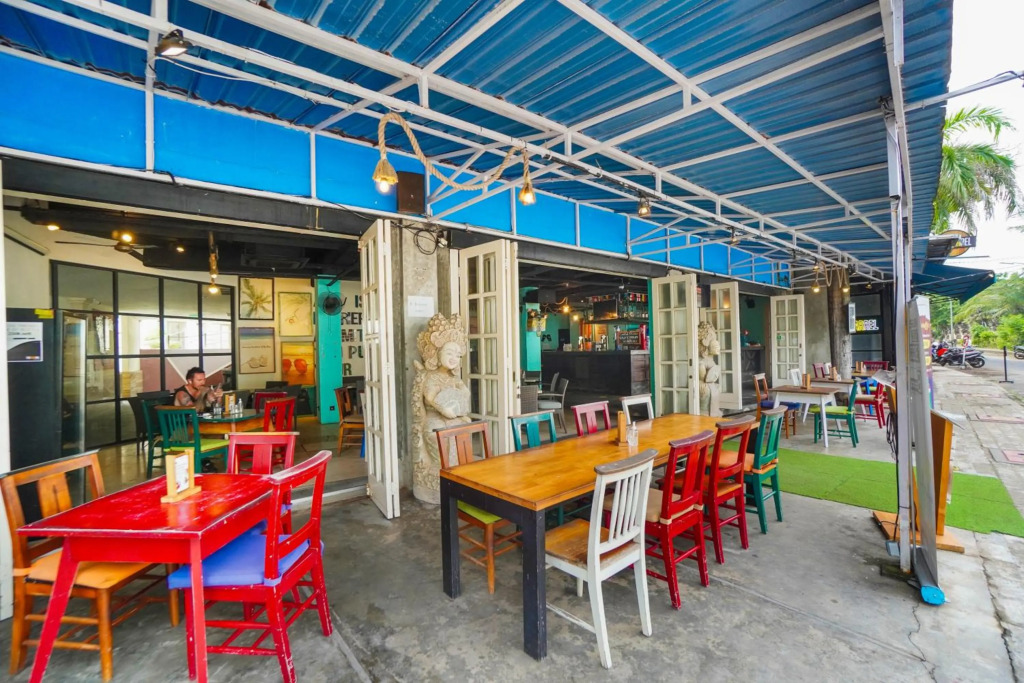 FuramaXclusive Ocean Beach Seminyak Bali