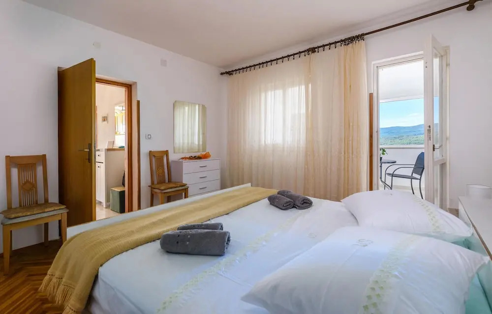 Awesome Apartment in Rabac With Wifi and 2 Bedrooms