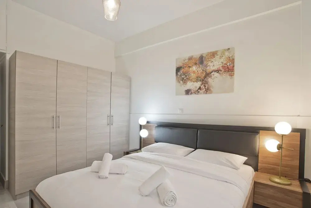Milena in Moschato With 1 Bedrooms and 1 Bathrooms
