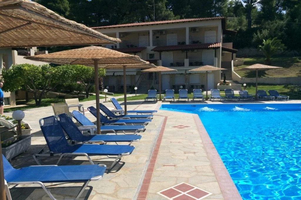 Thea Hotel