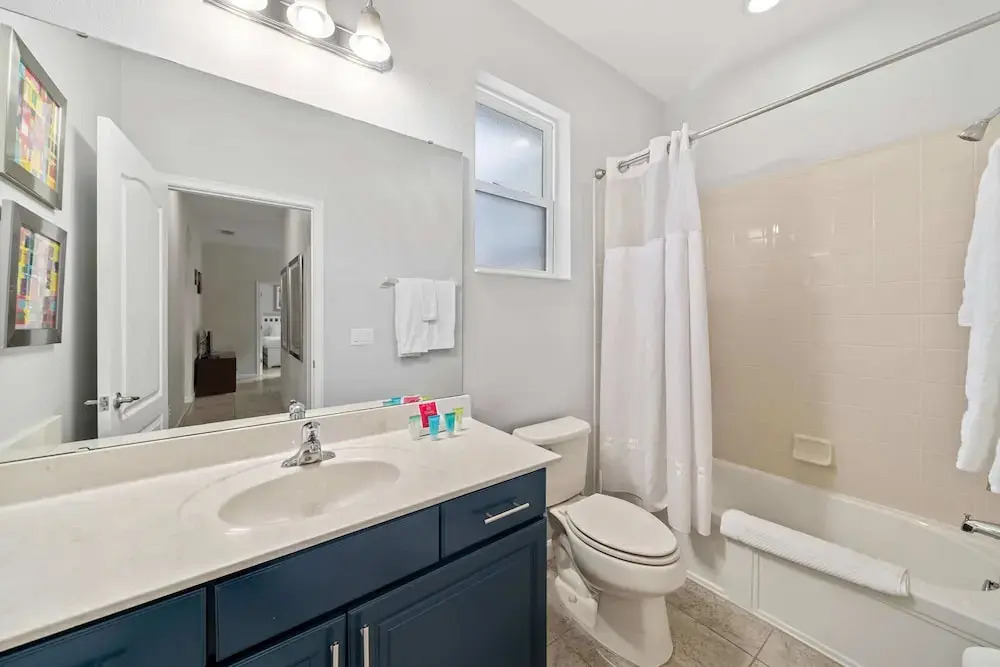 4096 Oaktree Drive