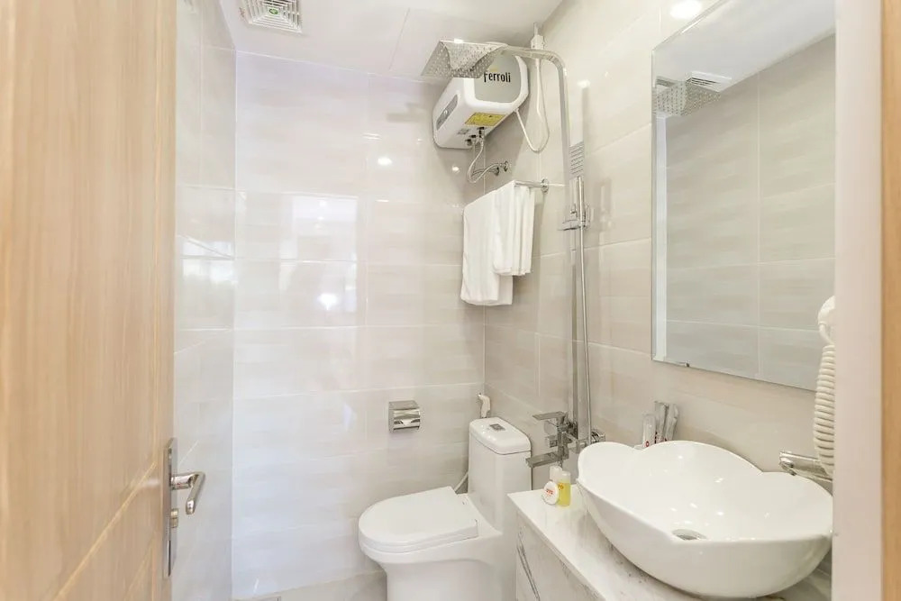 OYO 645 Phu Khang Hotel