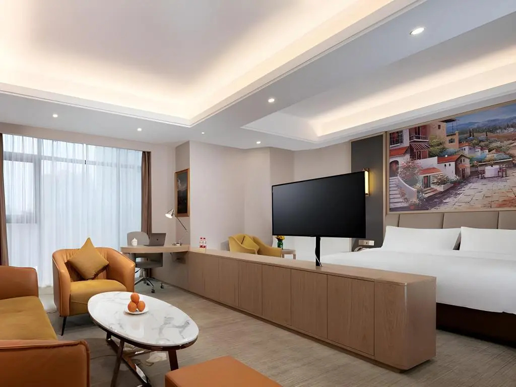 Vienna International Hotel (Chengdu Happy Valley, Dongzikou Metro Station)