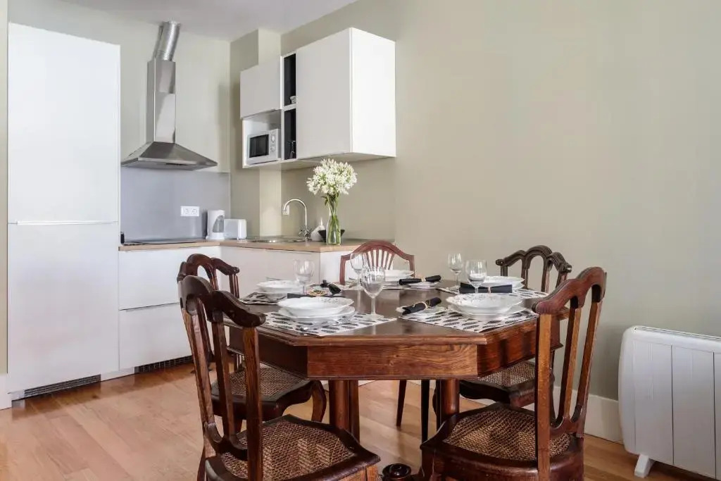 Mouzinho 244 - Porto Houses & Suites