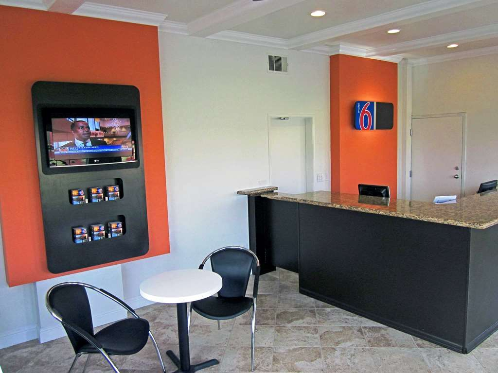 Motel 6-Anaheim, CA