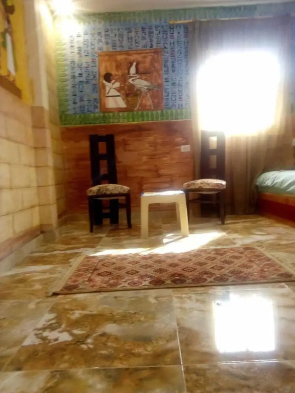 Kemet Pyramids INN