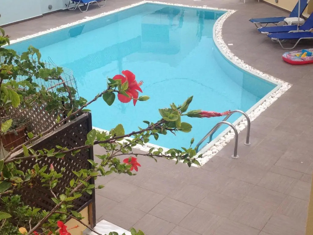 Iperion Beach Hotel