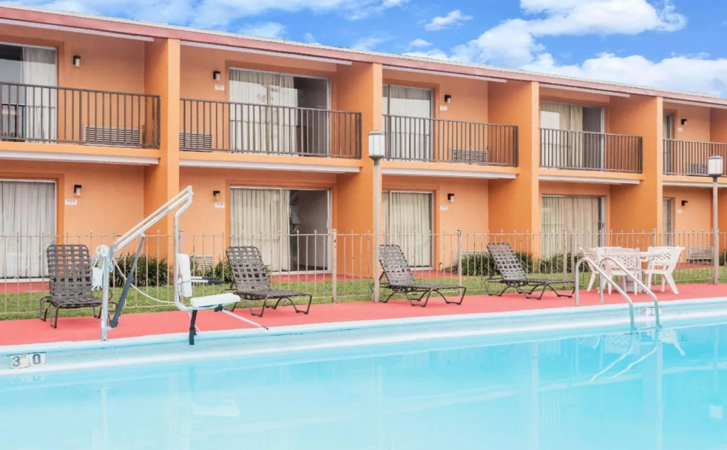 Regency Inn