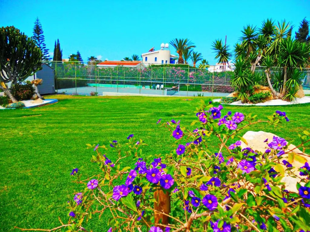 CORAL BAY suite Cyprus