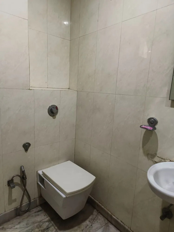 Tjs Grand Karolbagh