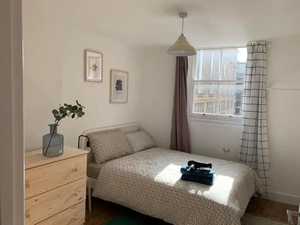Granby Apartments F-2