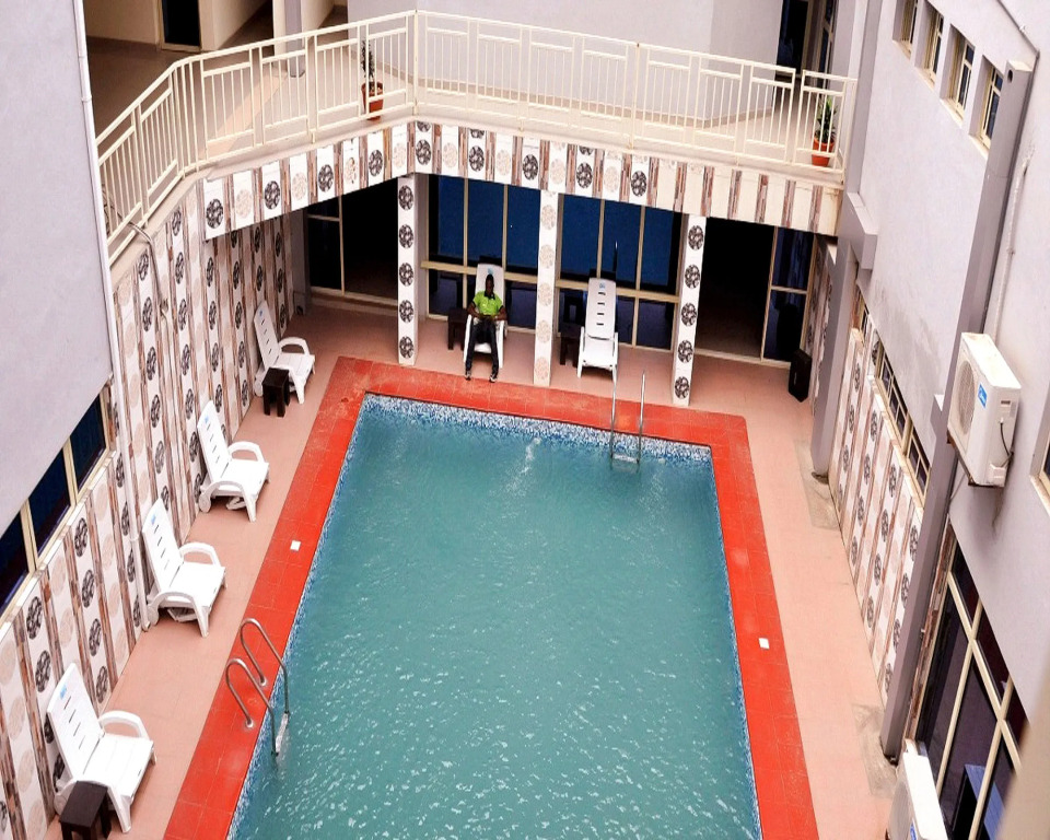 Royal Tropicana Hotel