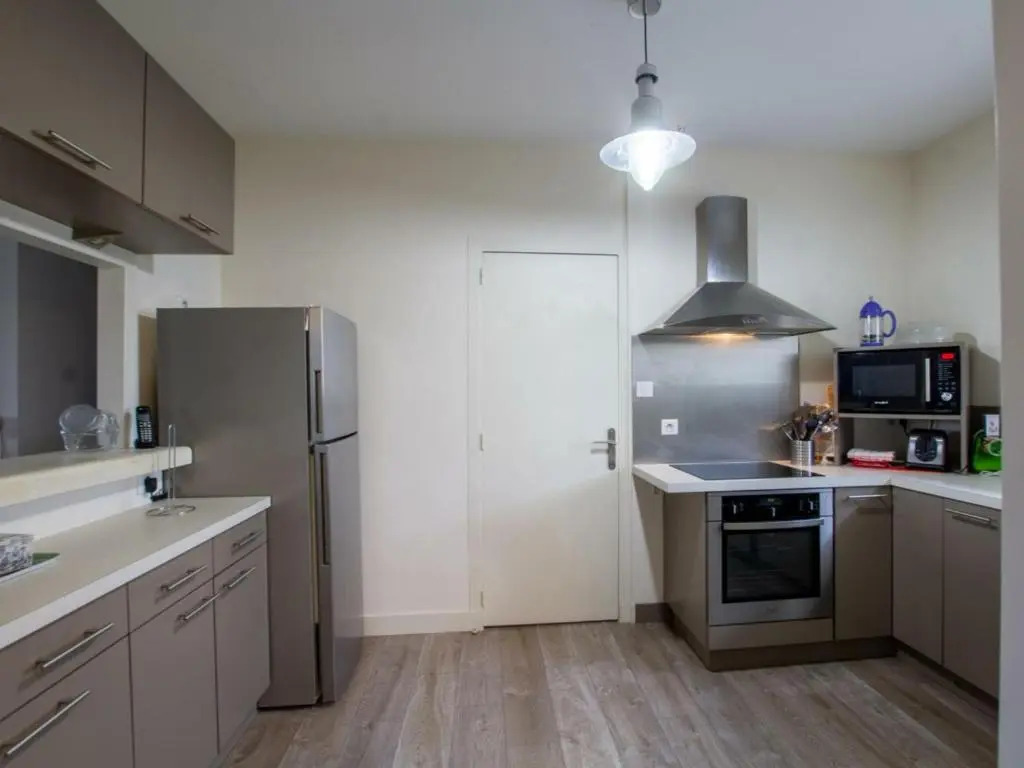 Maison rénovée avec WiFi et terrasse à Trélissac - FR-1-616-74