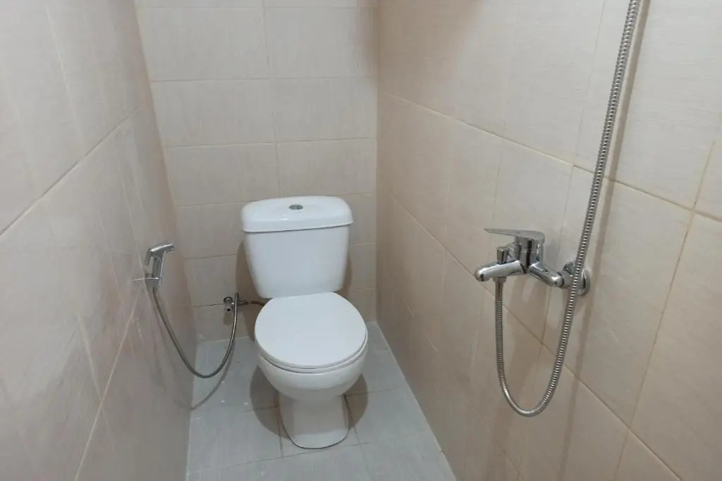 OYO Life 2988 Medokan N2 Residence