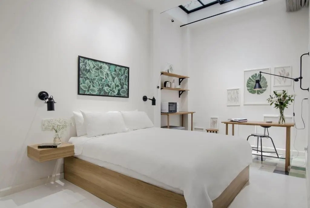 Botanist Lab Minihotel by CIRCADIAN