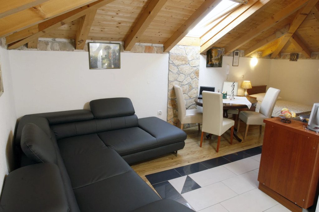 Hygge Rooms Split