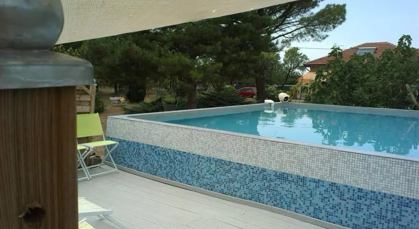Carpentras Holidays