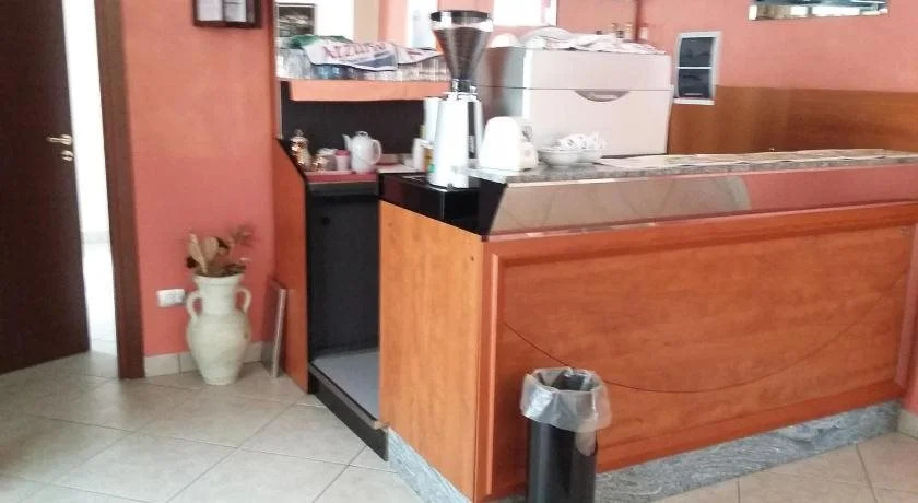 Hotel Caimo Bed-Breakfast