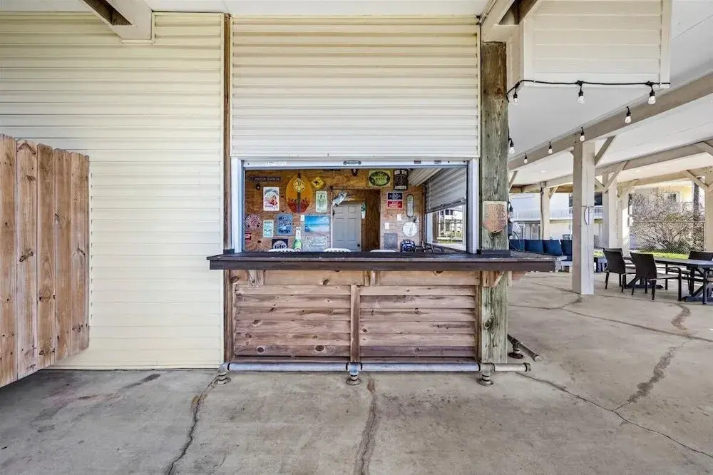 Bay Vista- New Listing In Terramar Beach, 4 Br/ 3 Ba, Boat Slip 4 Bedroom Home