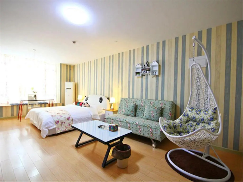 Chengdu Inverse Time Aparthotel
