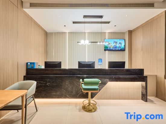 YunJing Hotel (Ningbo Medical Center Lihuili Hospital Yuanshi Road Subway Station)