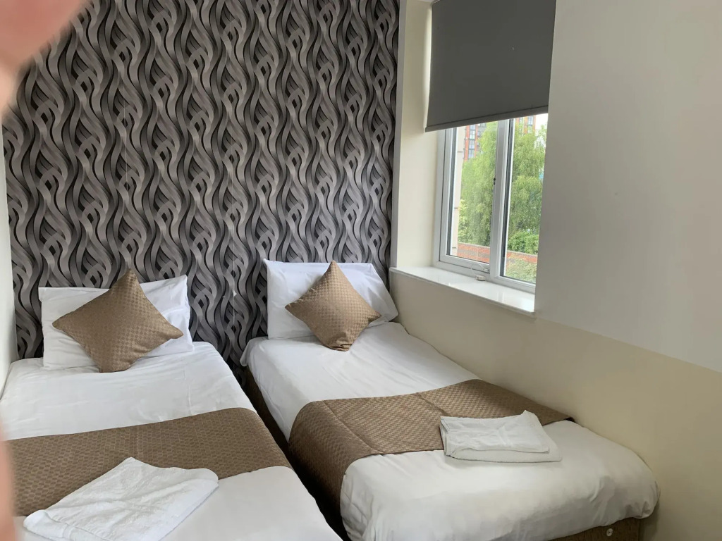 Imperial Salford Hotel