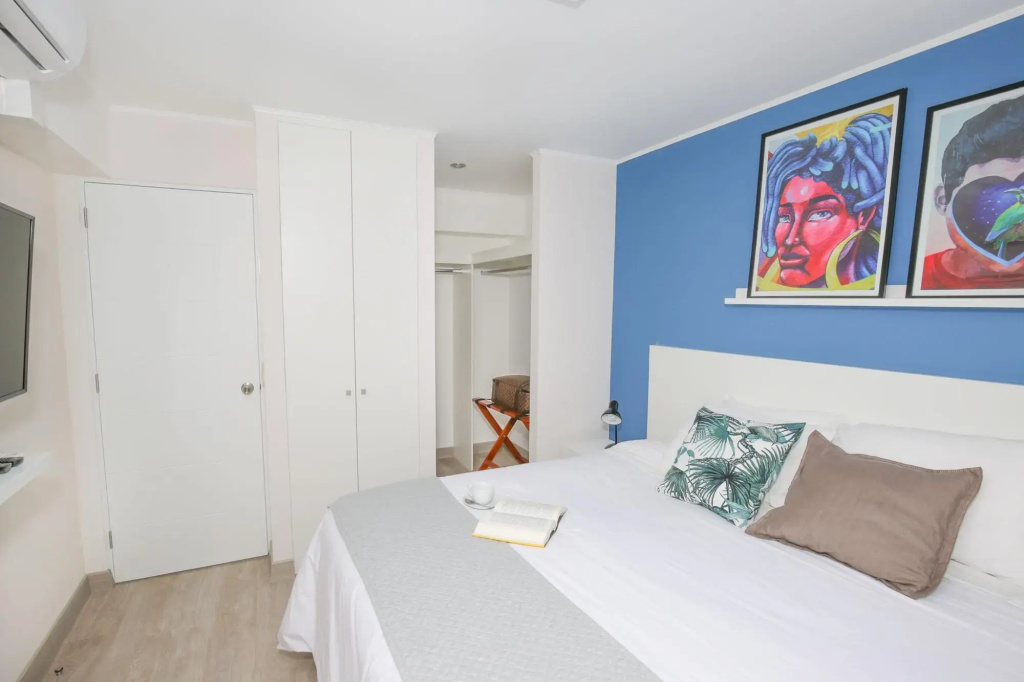 Trendy Host Stelar Miraflores