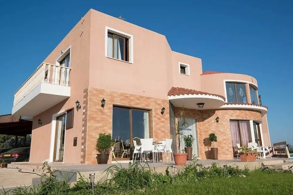 Bella Rosa hotel Cyprus