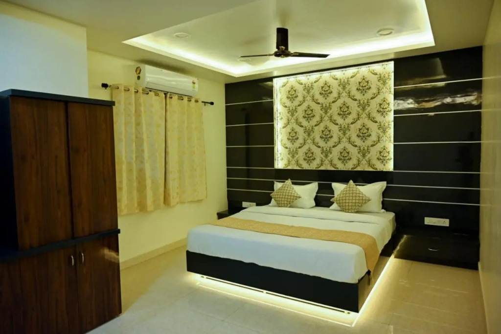 Hotel Golden Bliss