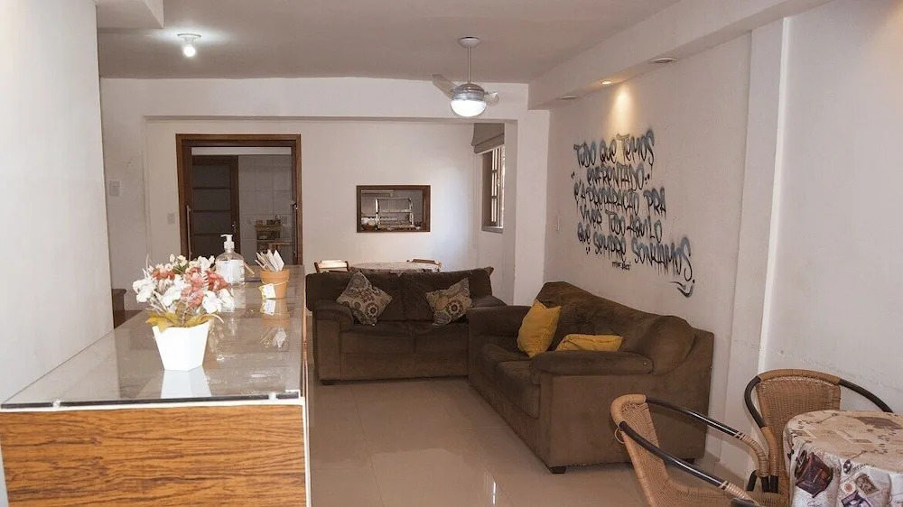 Hostel 68